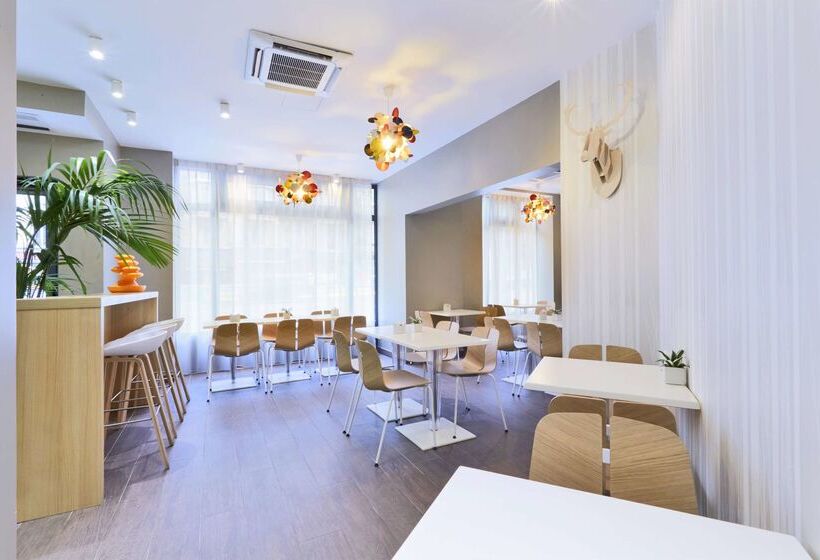 Fotos del hotel Kyriad Paris 18 - Porte De Clignancourt - Montmartre:  14