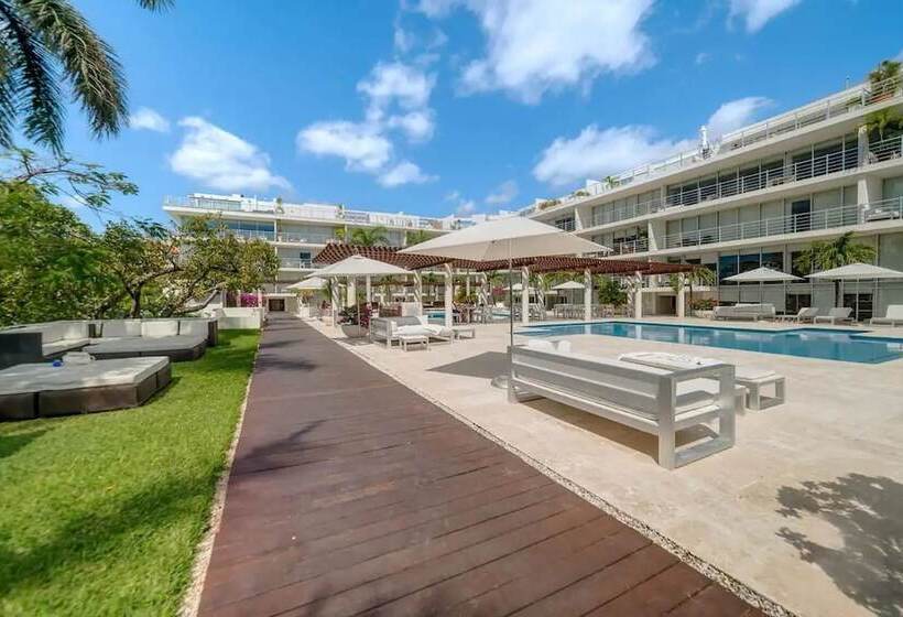 Fotos del hotel Magia Beachside Condo:  41