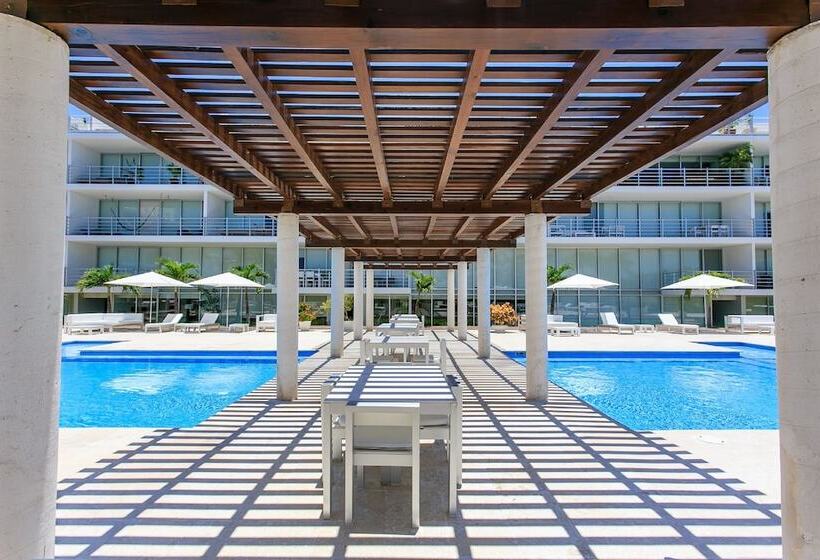 Fotos del hotel Magia Beachside Condo:  38