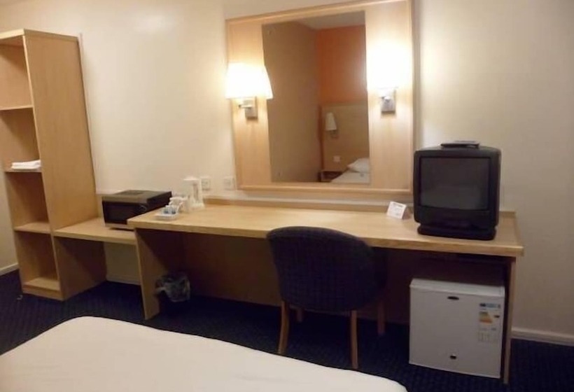 هتل Metro Inns Huddersfield