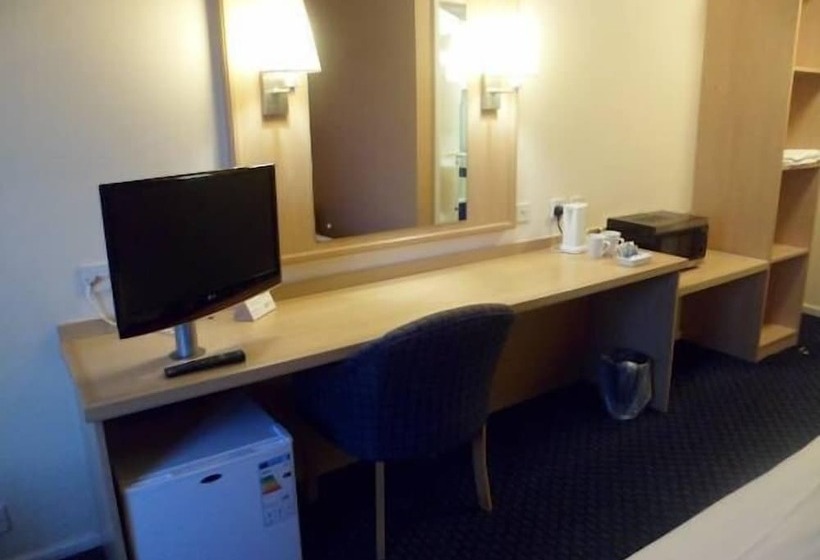 هتل Metro Inns Huddersfield