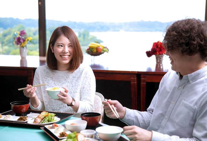 Mito Hotel Season