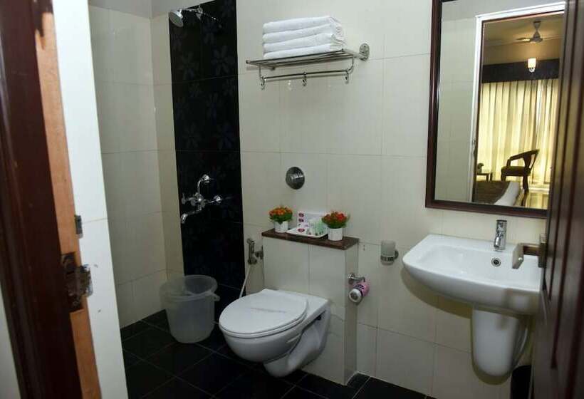 هتل Pearl International