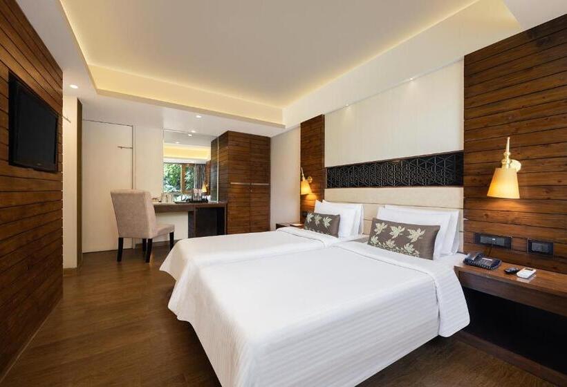 هتل Golden Tulip Srinagar