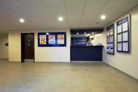 هتل Travelodge Tamworth Central