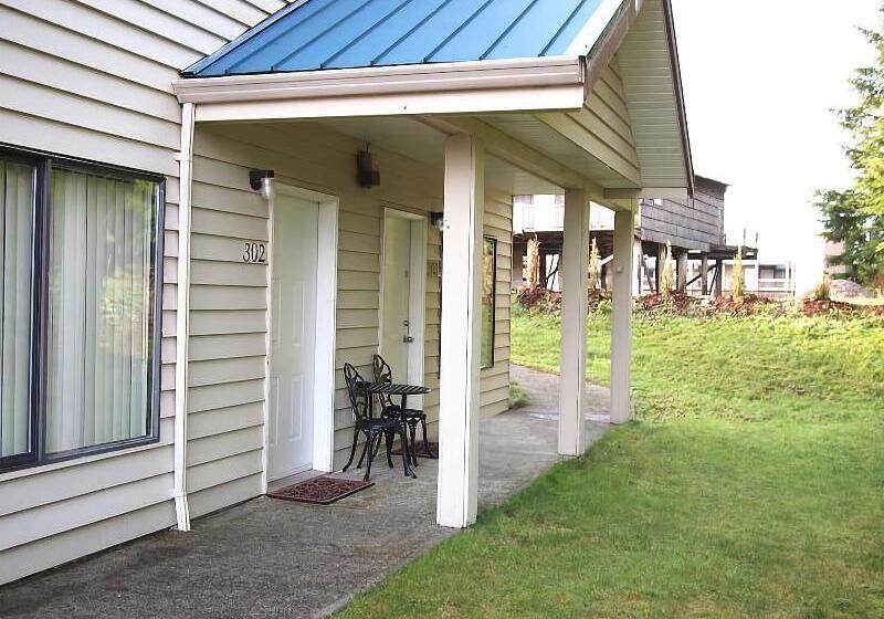هتل Whale S Tail Guest Suites