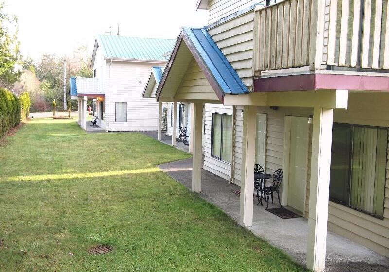 هتل Whale S Tail Guest Suites