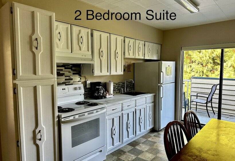 هتل Whale S Tail Guest Suites