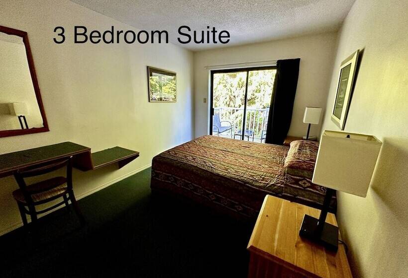 هتل Whale S Tail Guest Suites