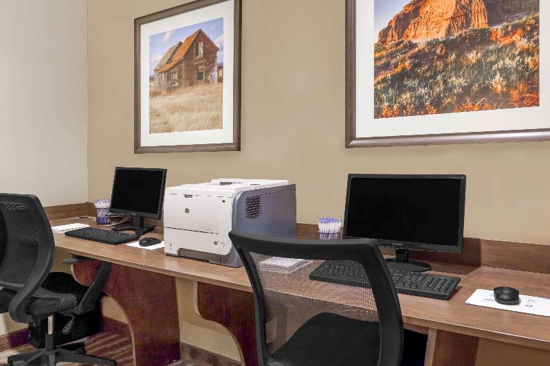 Microtel Inn & Suites By Wyndham Estevan