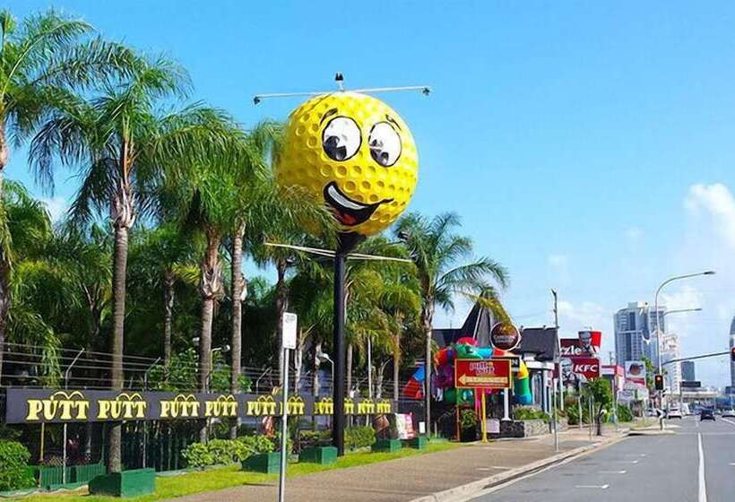 Montego Mermaid Beach Motel