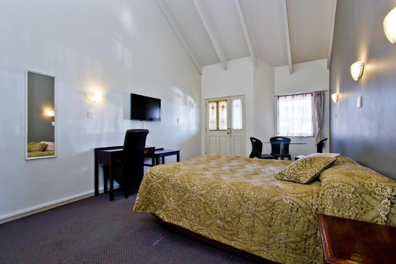 مُتل Airport Manor Inn