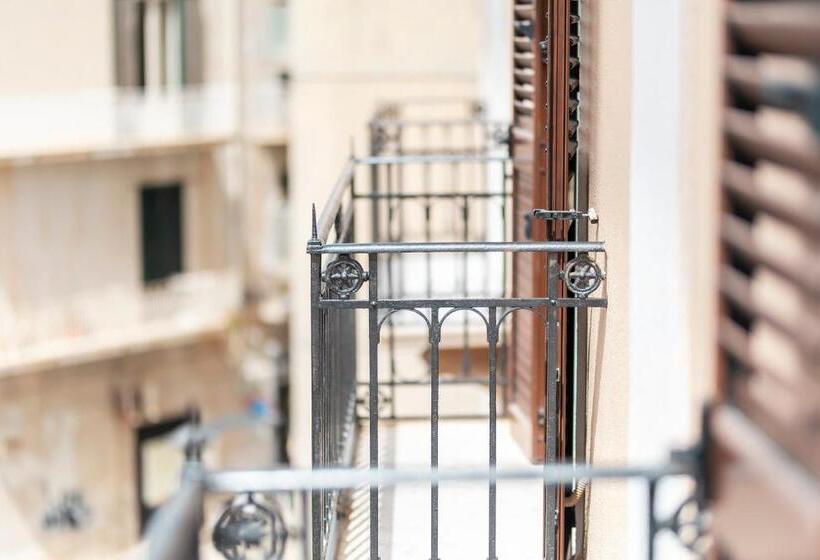 تختخواب و صبحانه I Balconi Di Porta Mazara