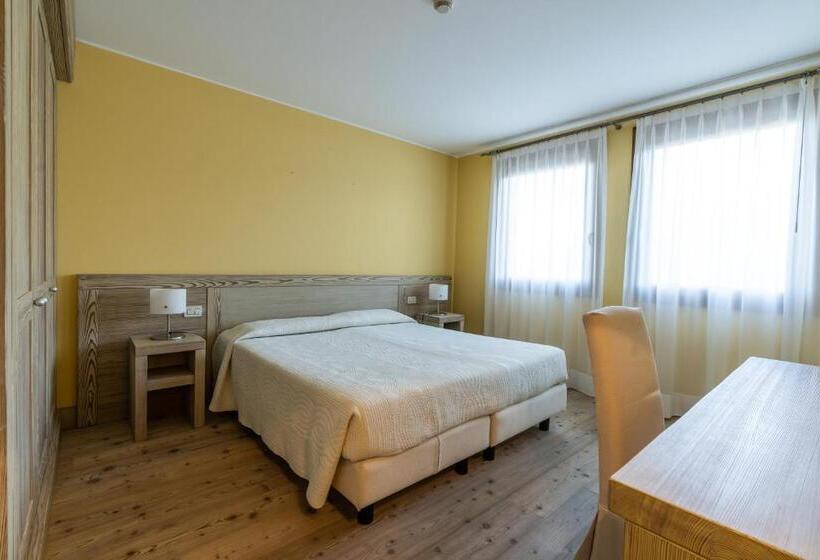 هاستل Accademia Vine Lodge