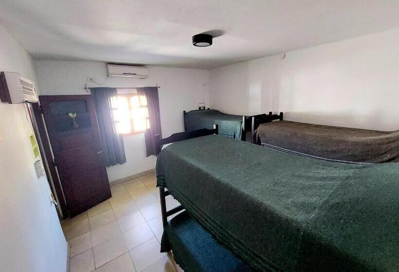 Huaka Hostel