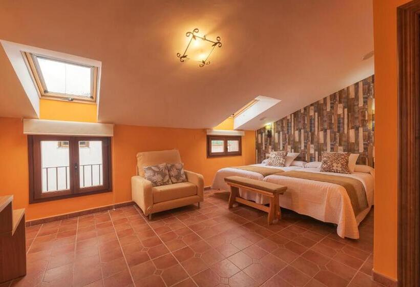 تختخواب و صبحانه Hostal El Griel No Disponemos De Recepción Física