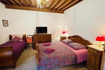 تختخواب و صبحانه Manoir Saint Pierre