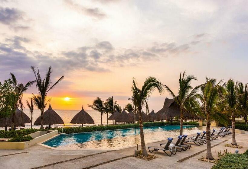 Dreams® Karibana Cartagena Beach & Golf Resort  All Inclusive