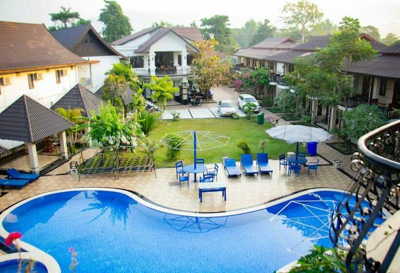 هتل Vang Vieng Diamond Resort