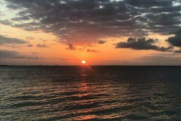 هتل Dreamland Bungalows Michamvi Kae