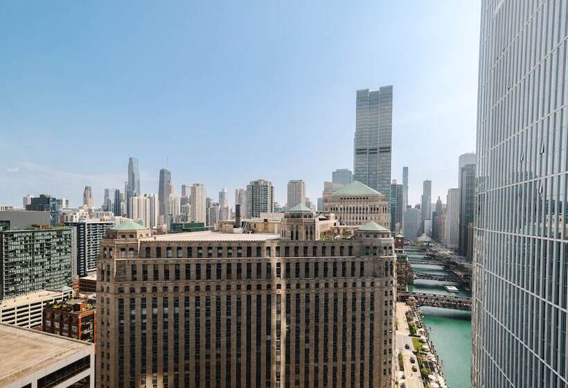 هتل Voco Chicago Downtown, An Ihg