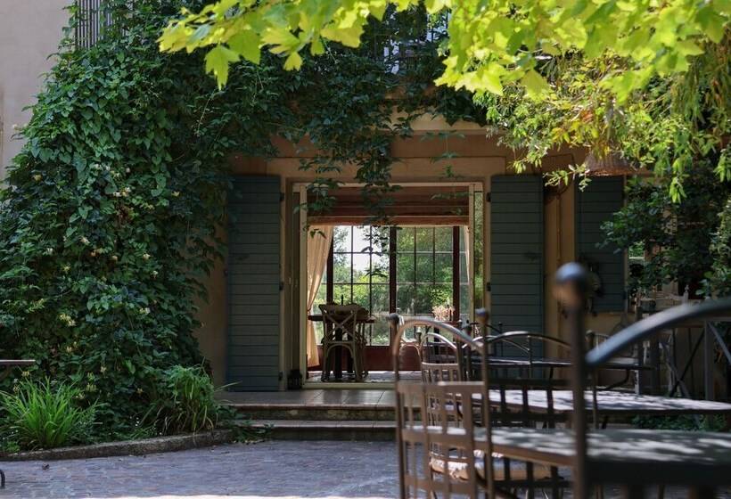 پانسیون Domaine Du Moulin De Villefranche