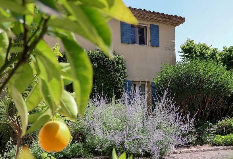 پانسیون Domaine Du Moulin De Villefranche