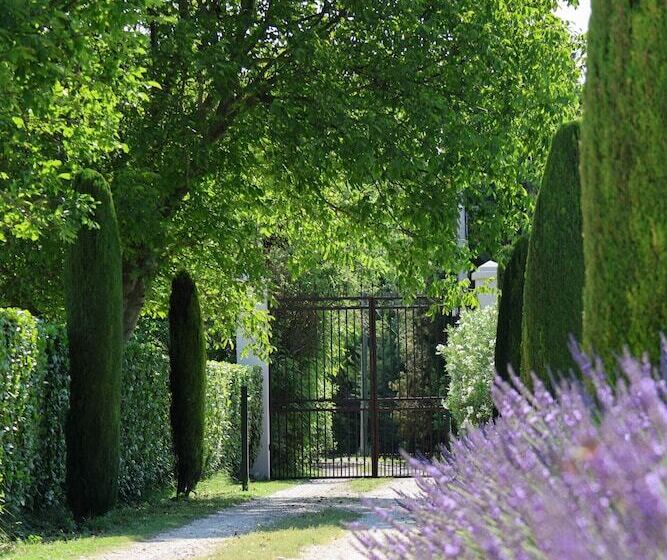 پانسیون Domaine Du Moulin De Villefranche