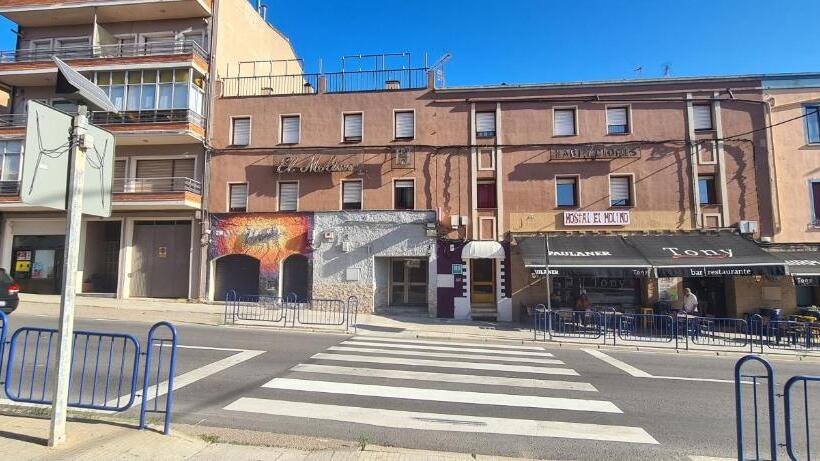 پانسیون Hostal El Molino