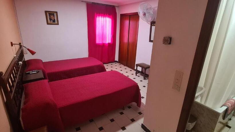 پانسیون Hostal El Molino