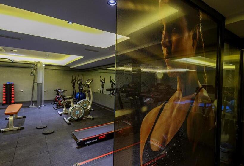 هتل Nova Vista Deluxe & Suites A Member Of Radisson Individuals