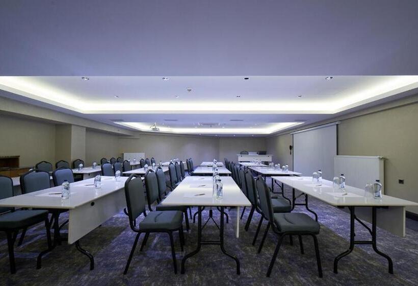 هتل Nova Vista Deluxe & Suites A Member Of Radisson Individuals