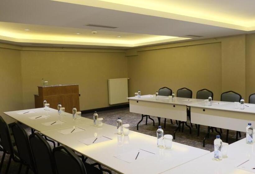 هتل Nova Vista Deluxe & Suites A Member Of Radisson Individuals