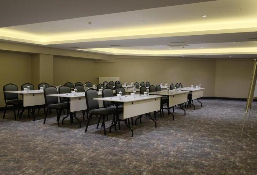 هتل Nova Vista Deluxe & Suites A Member Of Radisson Individuals