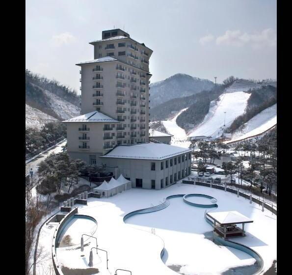 Elysian Gangchon Resort