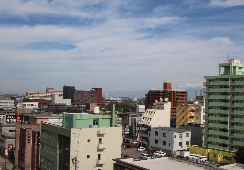 Apa Hotel Takaoka Marunouchi