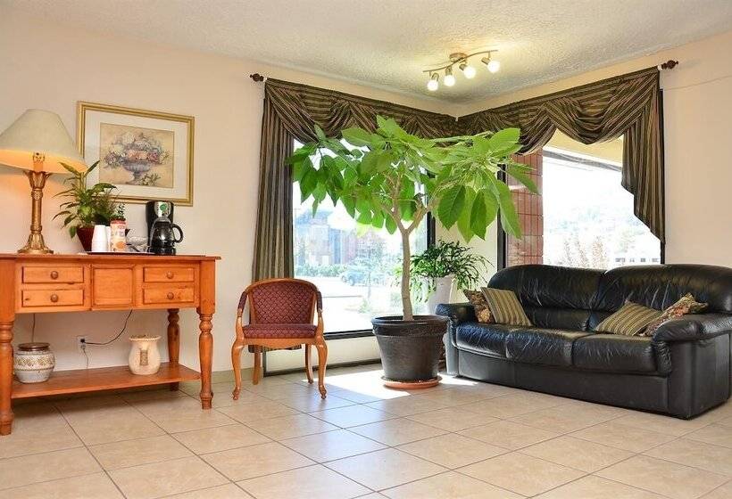 호텔 Canadas Best Value Inn Kelowna