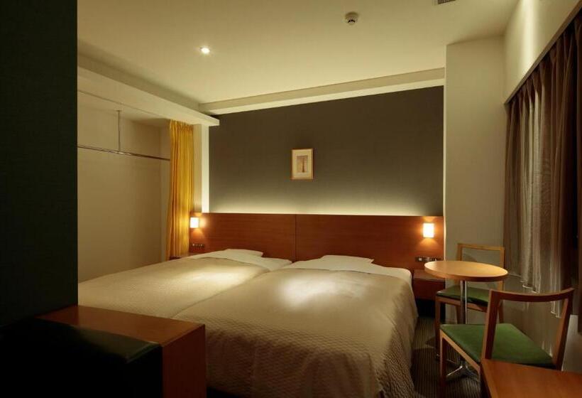 Candeo Hotels Chino