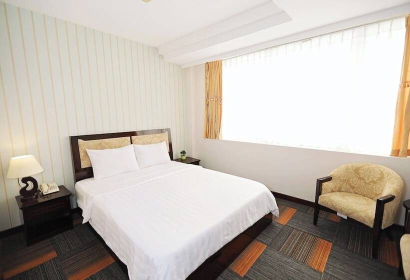 Fotos del hotel Dong Kinh B:  4