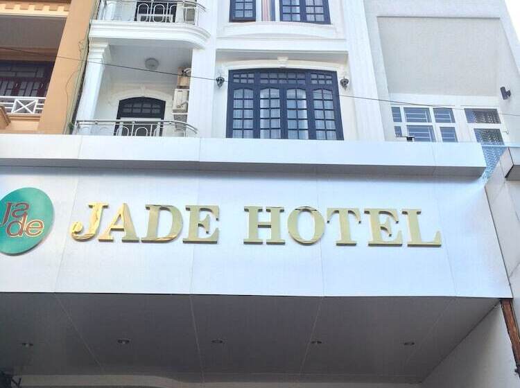 هتل Jade