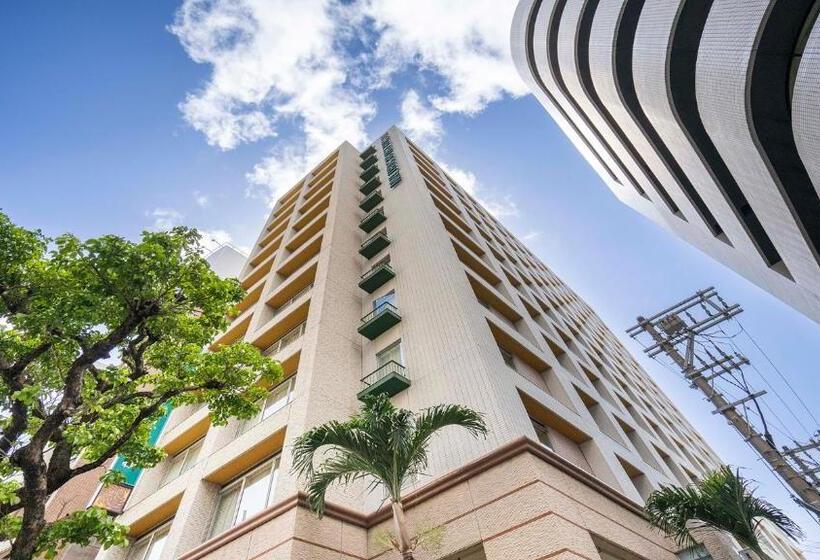 בית מלון כפרי Nishitetsu Resort Inn Naha