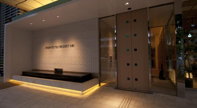 בית מלון כפרי Nishitetsu Resort Inn Naha