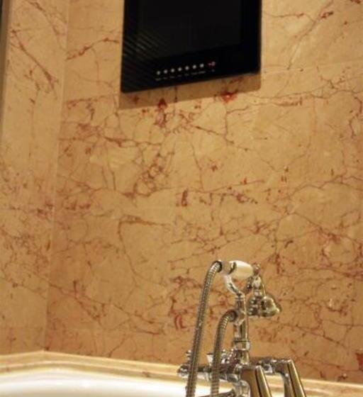 Fotos del hotel Optics Vally Kingdom Plaza:  15