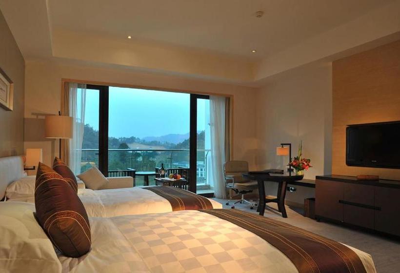 Mels Weldon Evergreen Lake Hotel Heyuan