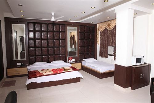 Hotel Pahwa International