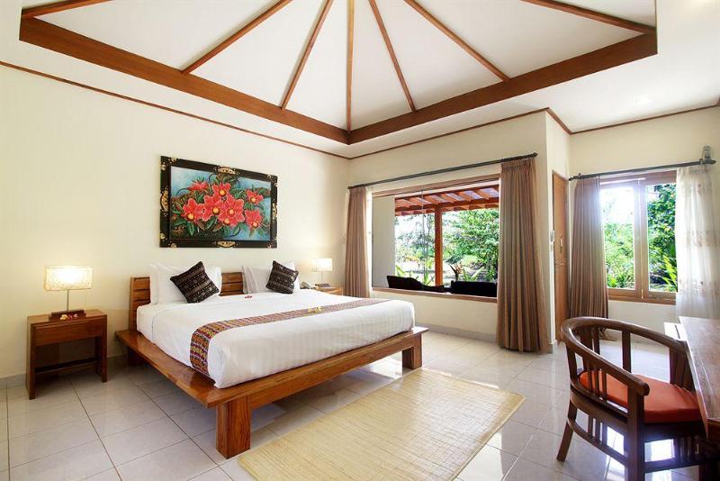 Fotos del hotel Puri Sari Beach:  2