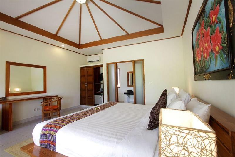 Fotos del hotel Puri Sari Beach:  3