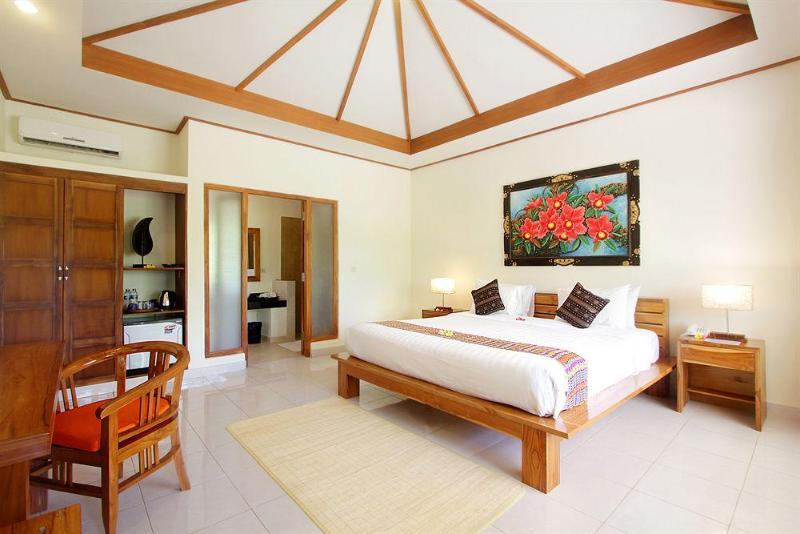 Fotos del hotel Puri Sari Beach:  6