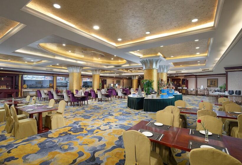 호텔 Ramada Plaza By Wyndham Chongqing West