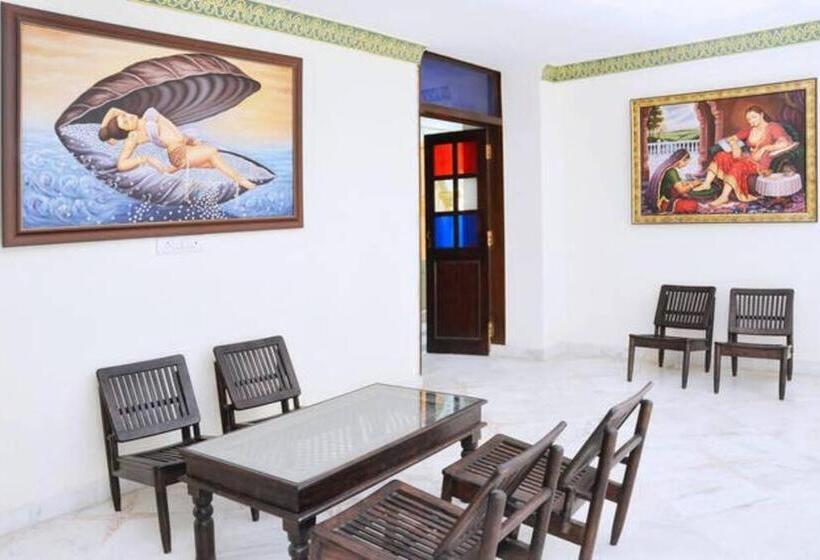 Fotos del hotel Rani Mahal:  25